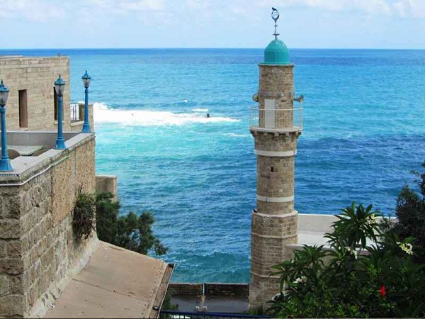 סלע אנדרומדה ומסגד הים ביפו