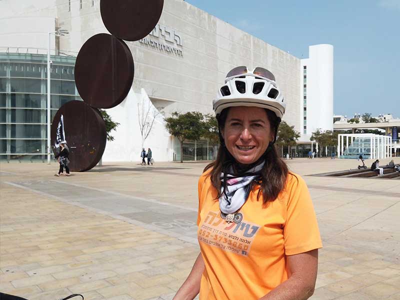 הבימה - טיול אופניים בתל אביב